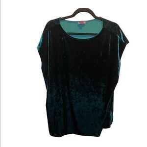 Vince Camuto Green Velvet Top
